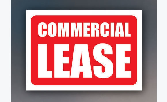 ⭐️COMMERCIAL space 57 m² ⭐️- 📍Simpson Bay #C02