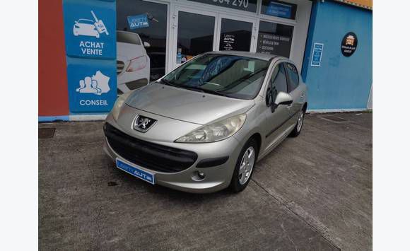 Peugeot 207 Trendy 1. 4 Hdi 70 Blue Lion