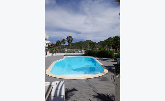 studio sur plage entierement renove