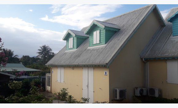 Sainte Rose - Maison T4 en duplex