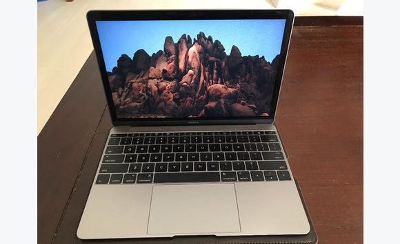 MacBook de 12 polegadas quase novo