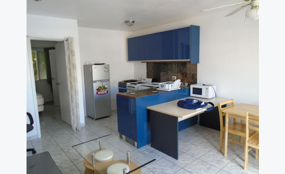 Cole Bay 1 bedroom apt for rent