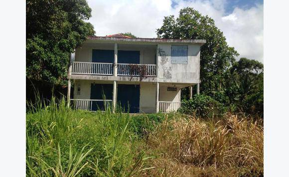  Maison  176 000  Ventes Maison  Guadeloupe   Cyphoma