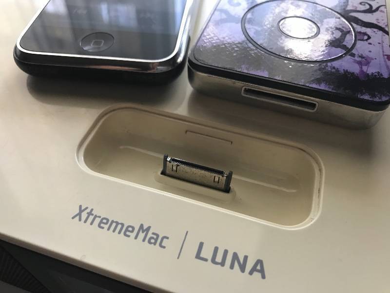 radio relogio dock station iphone