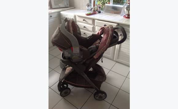 cosy bébé poussette