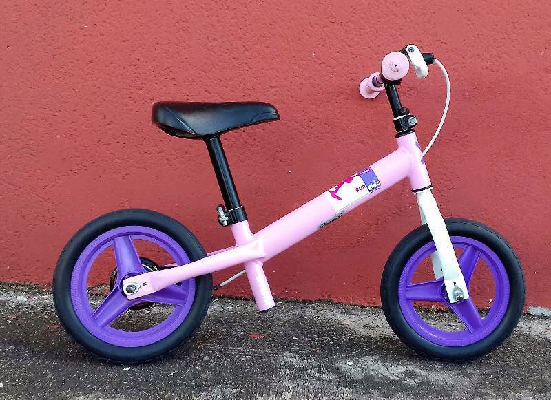 btwin pink bike