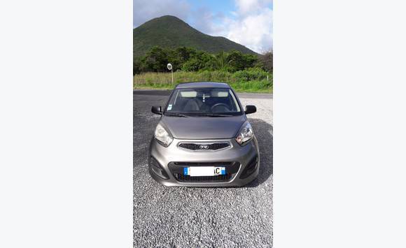 kia picanto - voitures saint-martin • cyphoma