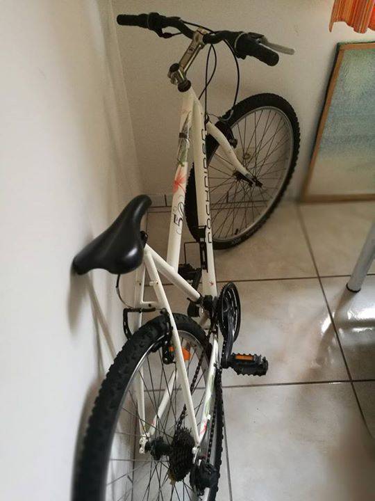 Femme de menage dans la drome