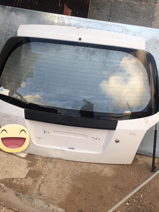 Back Gl Door Hyundai Prime Parts Equipment And Accessories Back Gl Door Hyundai Prime Sint Maarten 0