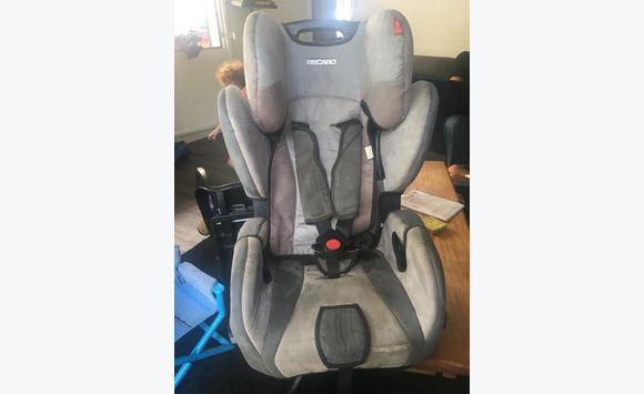 rehausseur recaro young sport