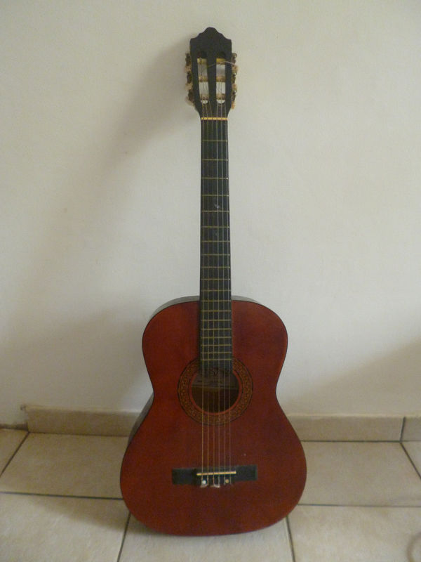  Guitare  classique 3  4 Instruments de musique Guyane 