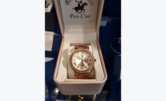 Kaap Portier Negen Beverly hills dames horloge polo (28) - Juwelen, Horloges & Accessoires  Sint Maarten • Cyphoma