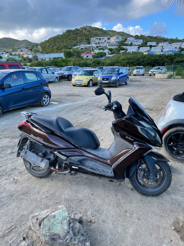 Scooter downtown Motorbikes, scooters & quads Saint Martin • Cyphoma