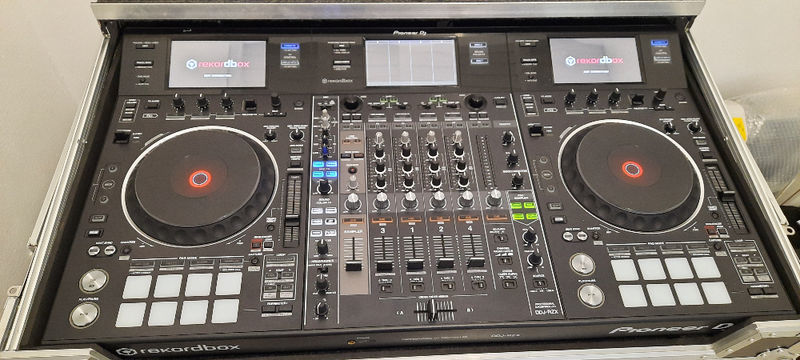 Pioneer Pioneer