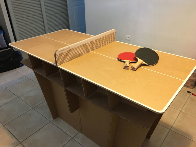 Table de ping-pong carton