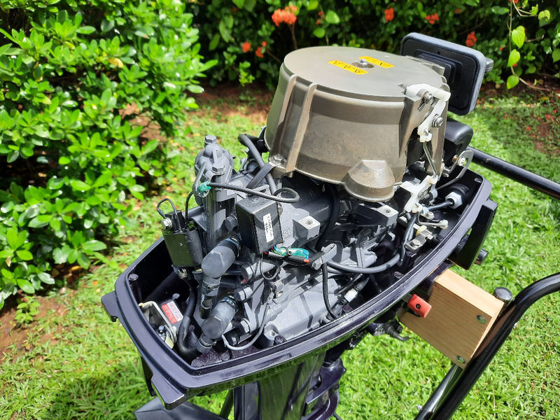 Moteur tohatsu 18 cv everrun Bateaux à moteur Guyane • Cyphoma