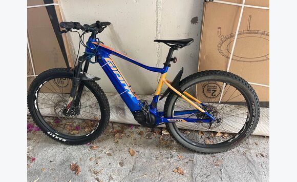 Giant fathom pro 2 electric mountain bike - Sports - Hobbies Saint ...