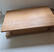 Fauteuil neuf et table basse